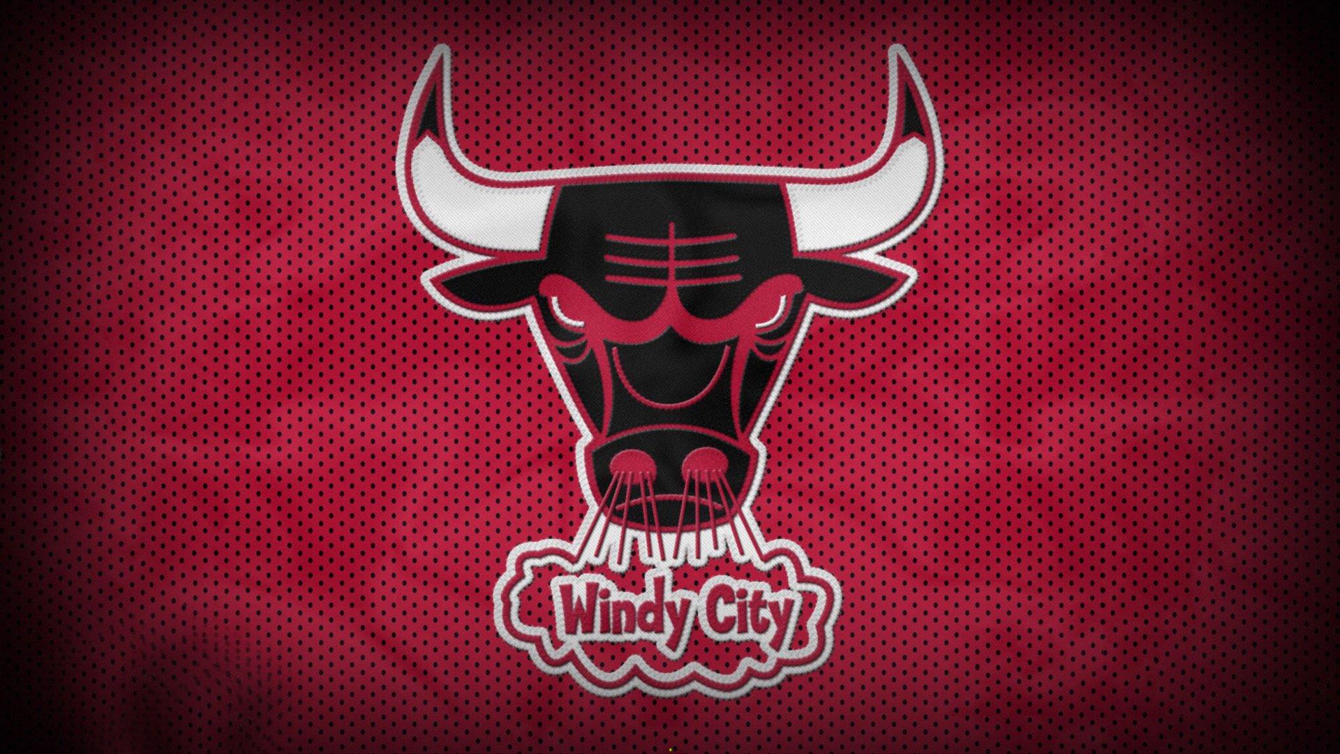 德甲联赛激战正酣,拜仁慕尼黑紧追榜首多特蒙德