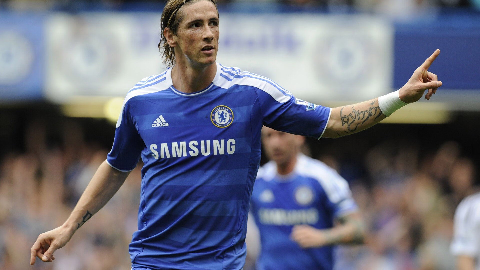 短道速滑世锦赛激战正酣 中国队勇夺混合接力金牌