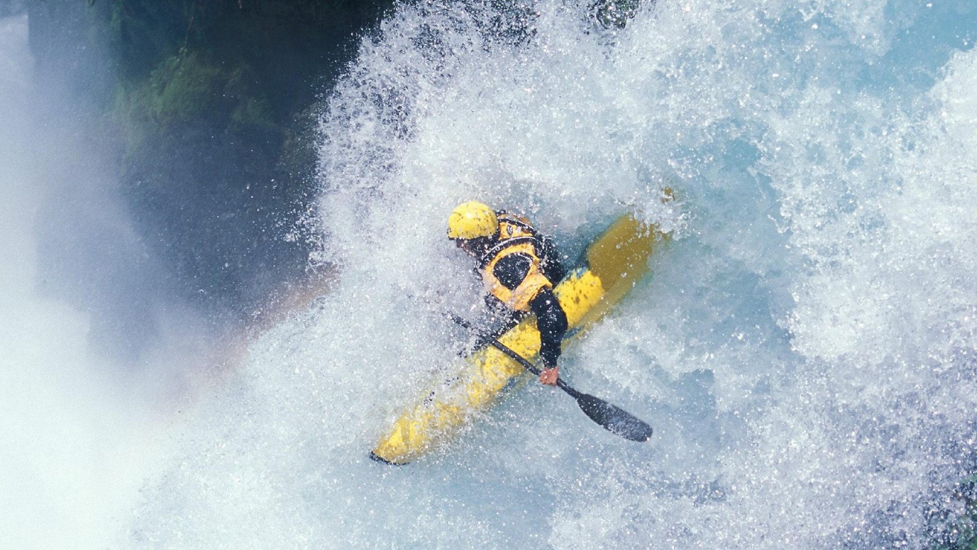 雪橇世锦赛激战正酣,德国队包揽双人项目金牌,中国队创历史最佳战绩